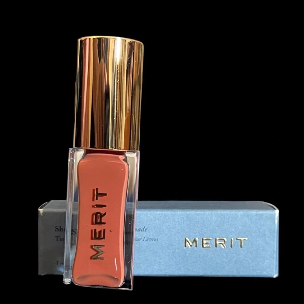 MERIT Shade Slick Tinted Lip Oil Ombre Pomade Hydrating Formula in AU NATURAL